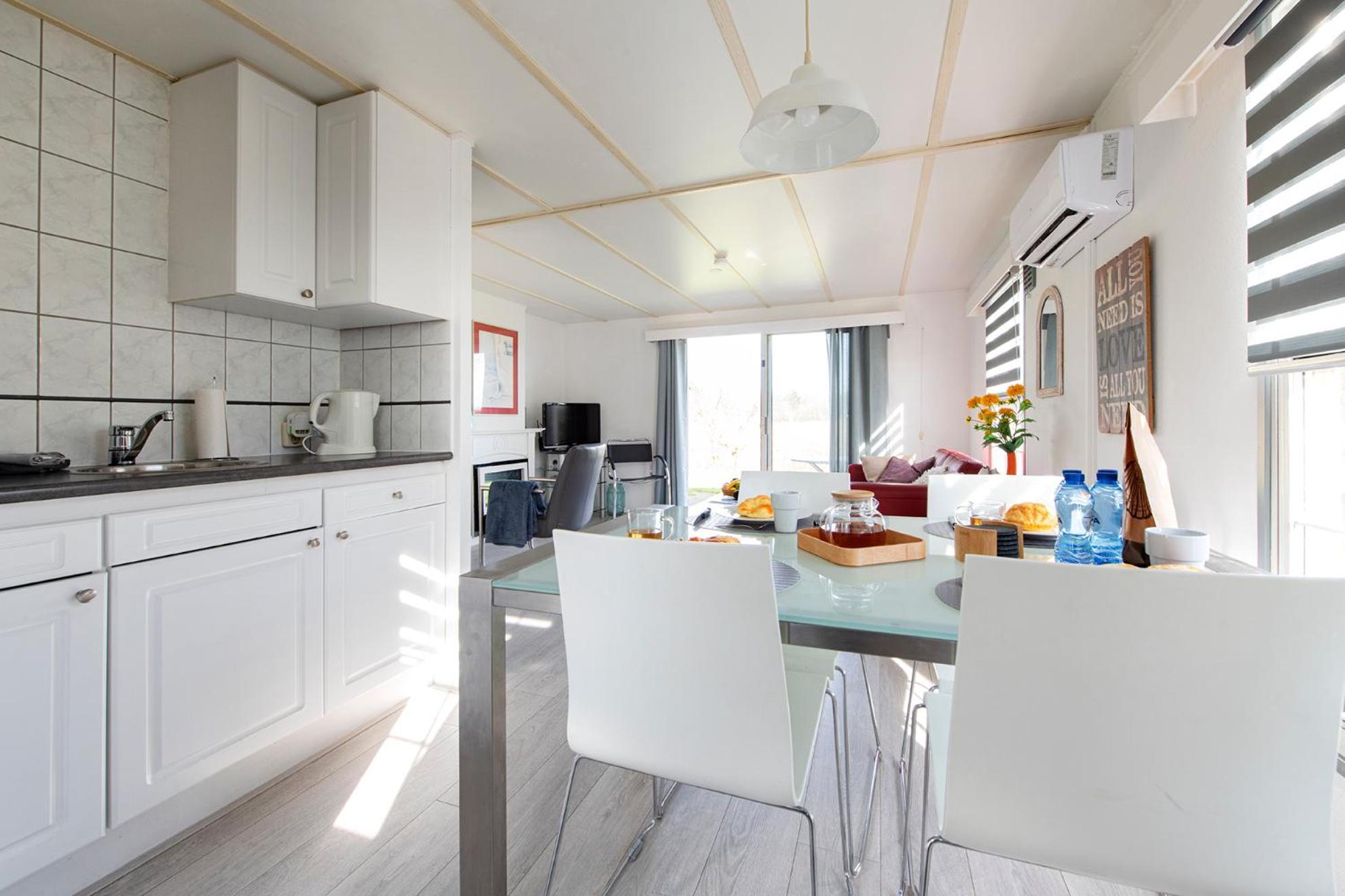Villa 44, Gelegen Nabij De Kampina Met 80 Vennen! Oisterwijk Esterno foto